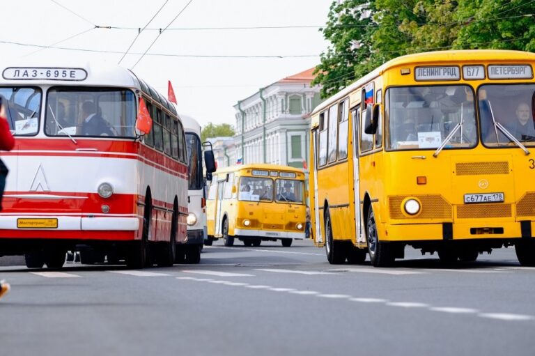 Парад ретро транспорта в Санкт-Петербурге пройдет 24 мая 2025