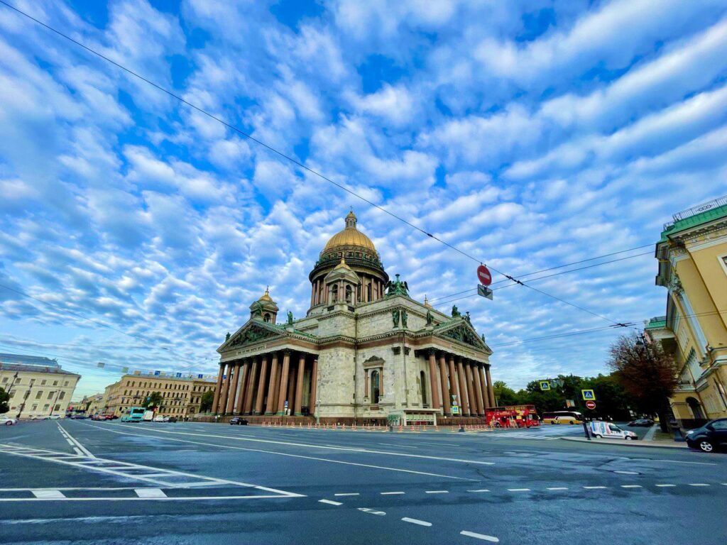 22 – 24 мая 2026 – Полумарфон Забег.РФ в Петербурге, ТранспортФест, Парад ретро транспорта, Фестиваль Мороженого – Все перекрытия улиц в Санкт-Петербурге - Ограничение движения из-за полумарафона и ретро ралли, перекрытие улиц